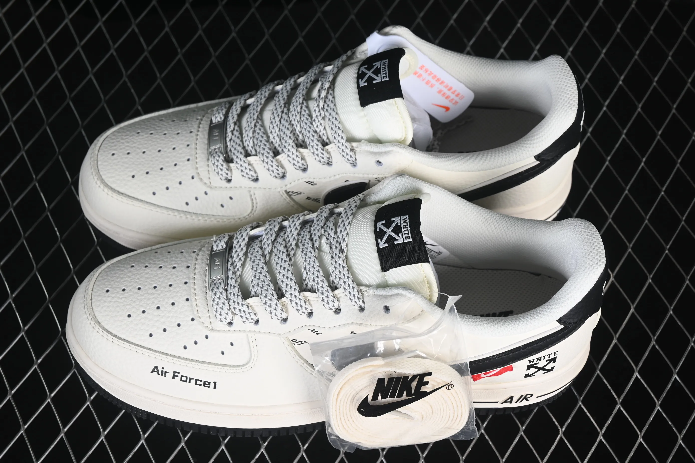 All categories Nk Air Force 1 Air Force series Nk Air Force 1 Low Air Force low top Nike Air Force 1'07 Low joint beige black hook Air Force 1 low top casual sneakers SM6668-117